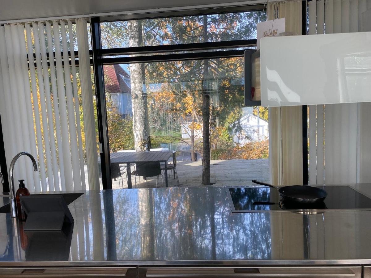 Exclusive 2 Level Etage Next To Arlanda-City Metro สต็อกโฮล์ม ภายนอก รูปภาพ
