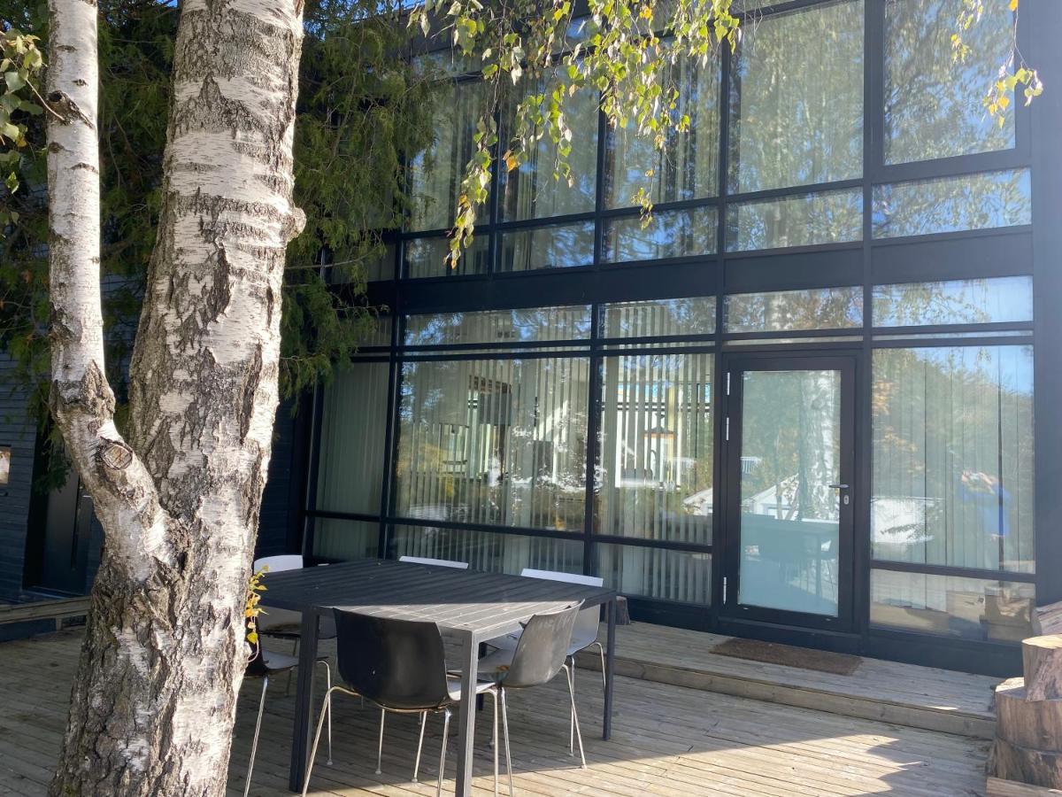 Exclusive 2 Level Etage Next To Arlanda-City Metro สต็อกโฮล์ม ภายนอก รูปภาพ